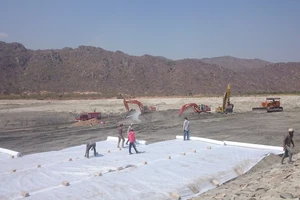 Vụ dân chặn QL1A: Những hình ảnh mới nhất tại nhà máy Vĩnh Tân 2