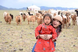 Phóng viên Cẩm Tú và những ngày băng qua thảo nguyên Mông Cổ