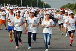 4.500 công nhân chạy bộ vì An toàn lao động