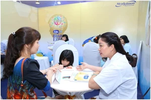 Chuyên gia giúp bé phát triển trí não toàn diện