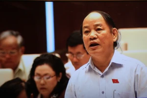 Buộc người gây ra oan sai phải có trách nhiệm bồi thường