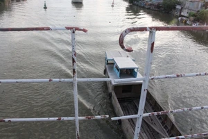 Vẻ đẹp cổ kính qua thời gian của cầu Nhị Thiên Đường 1