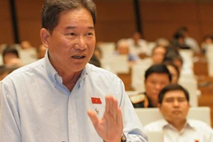 Dân có quyền đưa bằng chứng bác bỏ quyết định của quan chức nhà nước