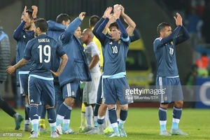 Trước chung kết Copa America Argentina- Chile: Năm cuộc chạm trán nảy lửa