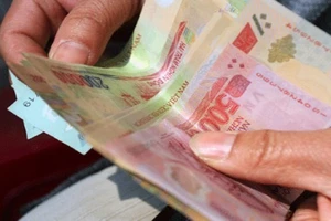 Làm thêm ngày Lễ, tết được hưởng tối thiểu 300% lương