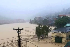 Choáng với trận mưa lớn chưa từng có trong 40 năm qua ở Quảng Ninh
