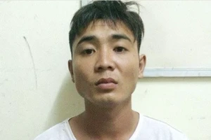 Vụ chồng tưới xăng thiêu sống vợ đang cho con bú: Người vợ quá nguy kịch