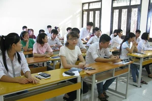 Công bố ngưỡng tối thiểu nhận hồ sơ xét tuyển đại học 