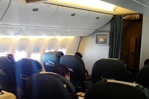 Vụ 'tè vào túi nôn': 'Tôi không đồng ý phạt !'