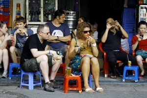 Quy định mới về quản lý người nước ngoài cư trú tại Việt Nam