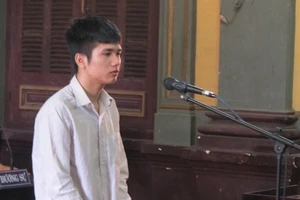 Giết tình địch vì bị bạn gái bỏ rơi