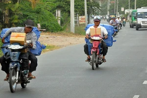 Đề nghị xử lý hình sự đối với chở lậu chỉ từ 500 bao thuốc lá 