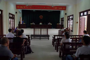 Hoãn phiên tòa xét xử vụ mua bán trẻ ở chùa Bồ Đề