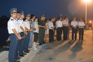 Đưa thi thể 3 ngư dân cuối cùng trong vụ nổ tàu cá về bờ