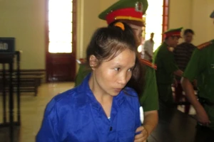 Bỏ thuốc chuột vào lòng heo đầu độc chồng