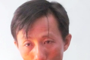 Hẹn nhau đến quán cà phê để giải quyết mâu thuẫn bằng… dao