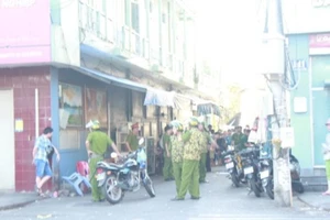 Ba đối tượng 'chém nhau như phim giữa ban ngày' ra đầu thú