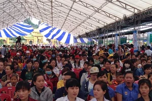 10.000 công nhân dự ngày hội tư vấn, giải đáp pháp luật