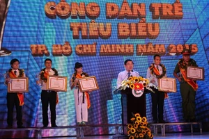 Vinh danh sáu 'Công dân trẻ tiêu biểu TP.HCM' 2015