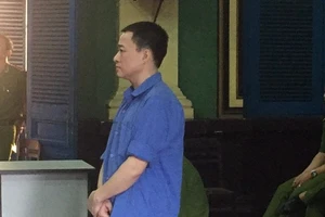 Tống tiền 100.000 USD nữ doanh nhân ngành dầu khí 