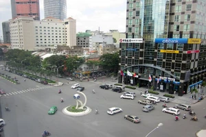 Thu phí cao xe dừng, đậu tại các tuyến đường trung tâm