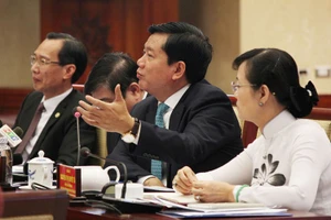 Bí thư Thăng truy vấn gay gắt cục phó Cục Hải quan