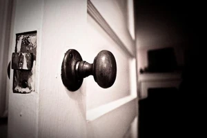 Bị khởi tố vì bạn gái nhí… hẹn hò