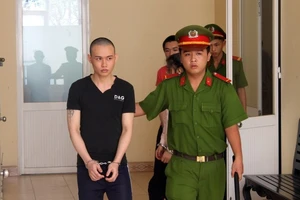 Hung hăng đánh chết người vì cho là nói chuyện ‘láo’