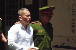 Việt kiều Mỹ ‘làm việc’ trừ nợ, bị ‘trừ’ luôn... cả đời