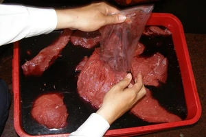 Treo thưởng 1 tỉ đồng để ‘tìm’ người báo tin cho Thú y