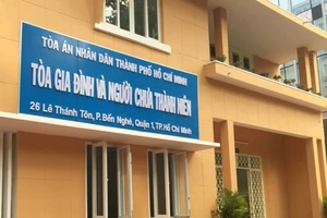 Phiên tòa thân thiện đầu tiên xử người chưa thành niên 