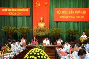 ‘Một góc phố vứt rác bừa bãi, cả bộ máy bị đánh giá’