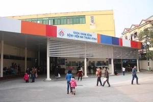 Sự thực về thông tin 'bảo vệ chặn xe cứu thương khiến bệnh nhi tử vong’