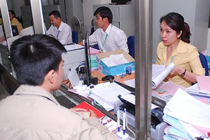 Chuyển ý kiến về 'Xin xác nhận độc thân...' đến thứ trưởng Bộ Tư pháp