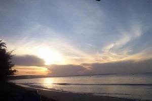 Giận chồng, nữ du khách Nga nhảy xuống biển tự tử