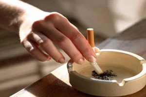 Từ 1-2: Vứt tàn thuốc lung tung, phạt 1 triệu