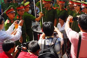 1 quy định làm khó nhà báo và sai luật
