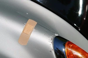 Làm trầy xước xe ô tô bị truy cứu trách nhiệm hình sự?