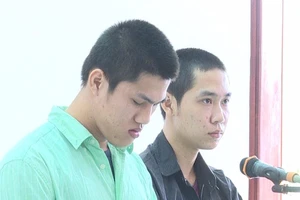 Án mạng vì chở bạn gái người khác đi nhậu