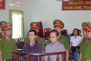 Thanh niên đưa bạn đồng tính vào nhà nghỉ, gây mê...