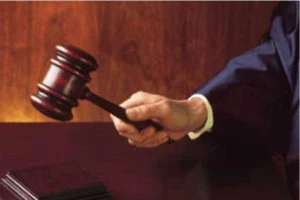 Án phí đối với khởi kiện quyết định hành chính