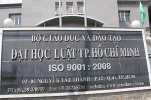 Trường đại học Luật TP.HCM nói về mức học phí mới