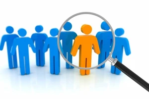 Không dễ chuyển người lao động sang làm việc khác