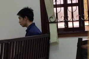 Vết thương mất toàn bộ bó mạch thần kinh là do vấp ngã?