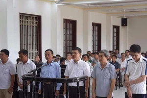 Xử vụ tham ô tại phòng Công thương ở Vĩnh Long