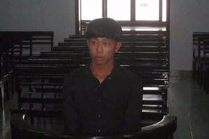 Trộm liên hoàn đồ của đồng nghiệp