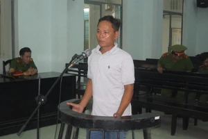 Tranh dụng cụ, nam phụ hồ đánh đồng nghiệp nữ nhập viện