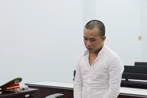 Thanh niên làm bậy với bạn gái của bạn hầu tòa