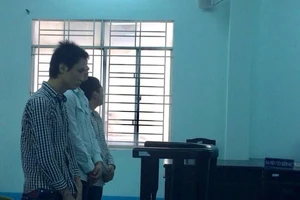 Tìm người mua không được nên bán ve chai... xe honda