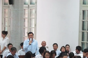 Lãnh đạo Vietsovpetro cùng phủ nhận việc cầm tiền tỉ